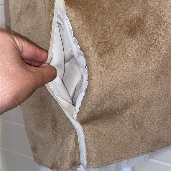 Velvet by Graham & Spencer Reversible Faux Fur Vest Size Small Rare & Sold Out - Picture 5 of 13